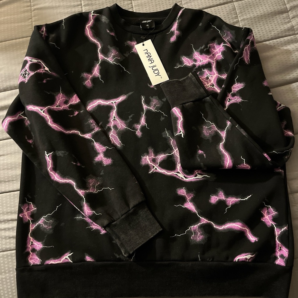 nANA judy Black and Pink Lightning Sweatshirt BRAND NEW!